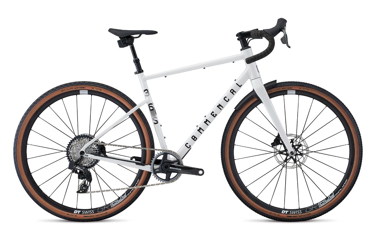 Commencal_365_LAMAPROSHOPBROMONT_E5D84083